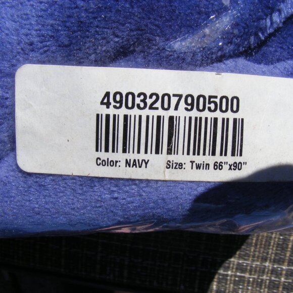 New Navy Blue Plush Fleece Soft Twin Size Blanket by Soft & Cozy - Picture 2 of 4